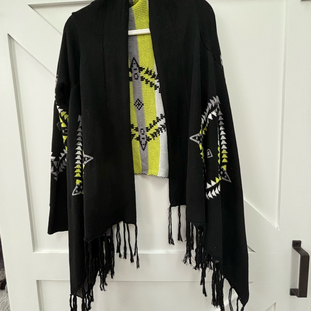 Black and Green Patterned Cardigan